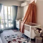 Rare ! 4br Penthouse With Terraces, Up To 7p, Near Champs-elysees * פריז