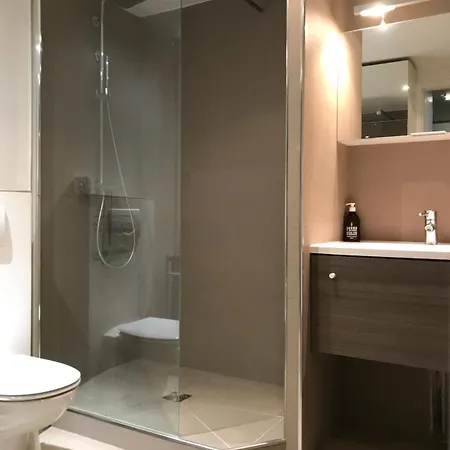 アパート Rare ! 4br Penthouse With Terraces, Up To 7p, Near Champs-elysees *