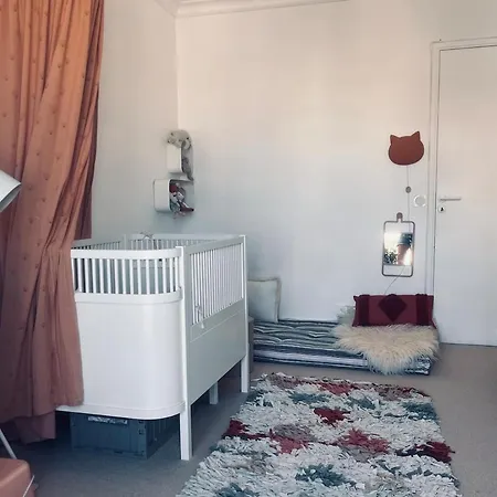 Rare ! 4br Penthouse With Terraces, Up To 7p, Near Champs-elysees アパート パリ