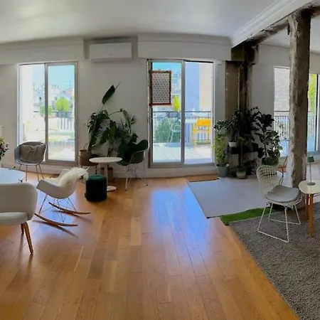 Rare ! 4br Penthouse With Terraces, Up To 7p, Near Champs-elysees アパート