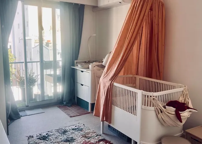 Apartment 4br Penthouse In Duplex With Terraces, Up To 7p, Near Champs-elysees