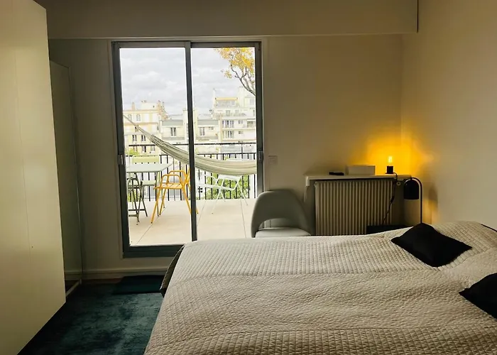 4br Penthouse In Duplex With Terraces, Up To 7p, Near Champs-elysees Apartment