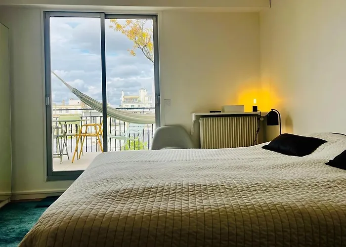 4br Penthouse In Duplex With Terraces, Up To 7p, Near Champs-elysees *